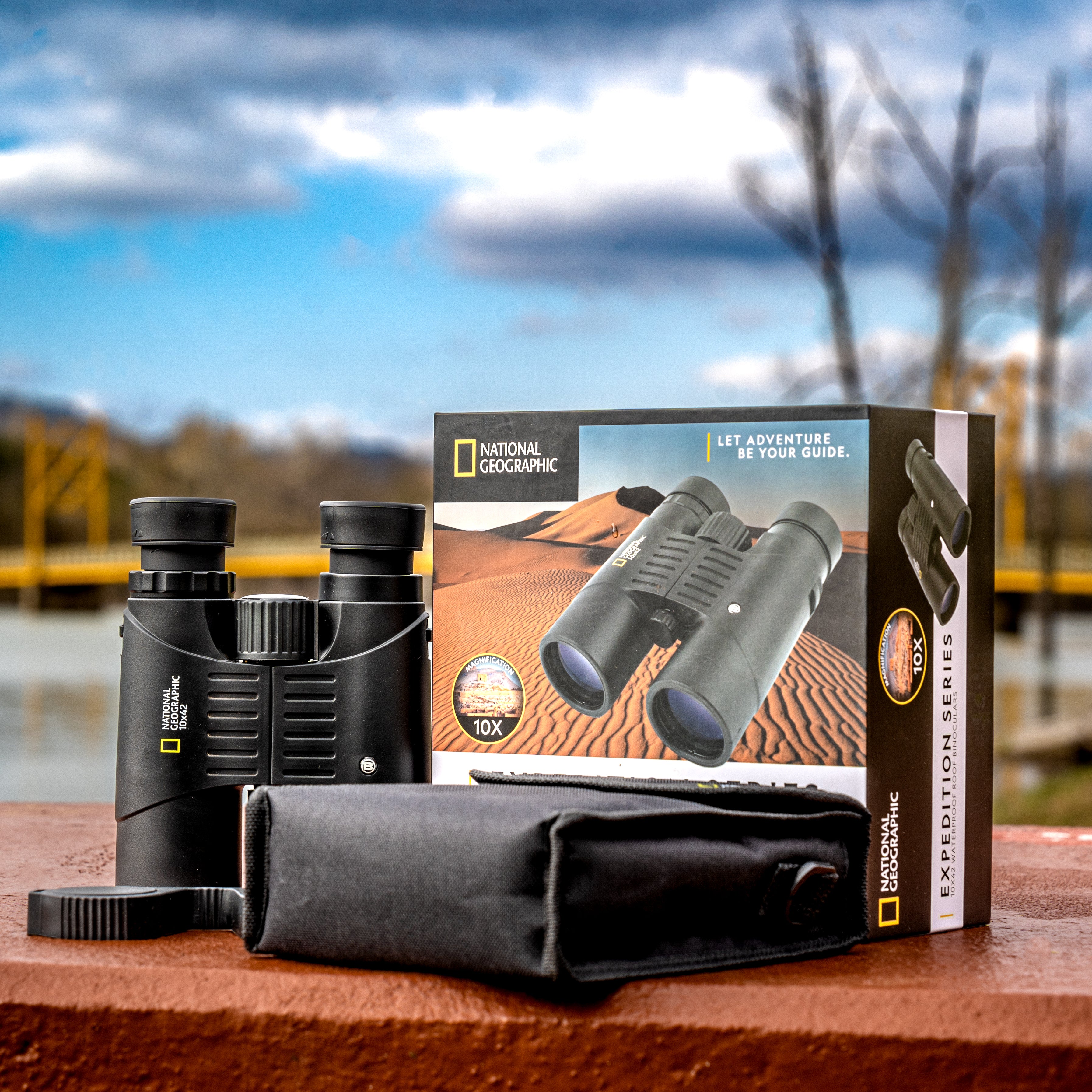 Expedition Series 10x42 WP Binoculars